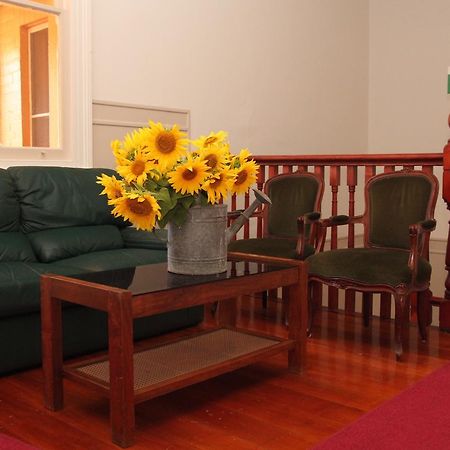 Settlers Arms Hotel Dungog 外观 照片