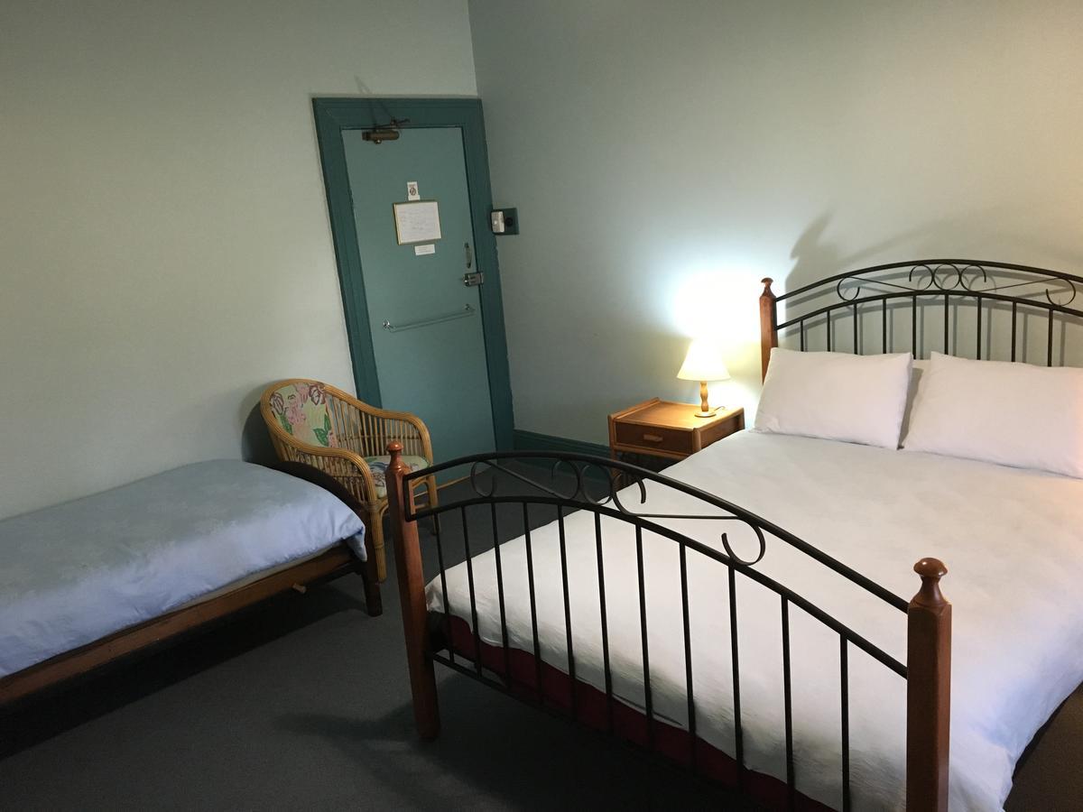 Settlers Arms Hotel Dungog 外观 照片